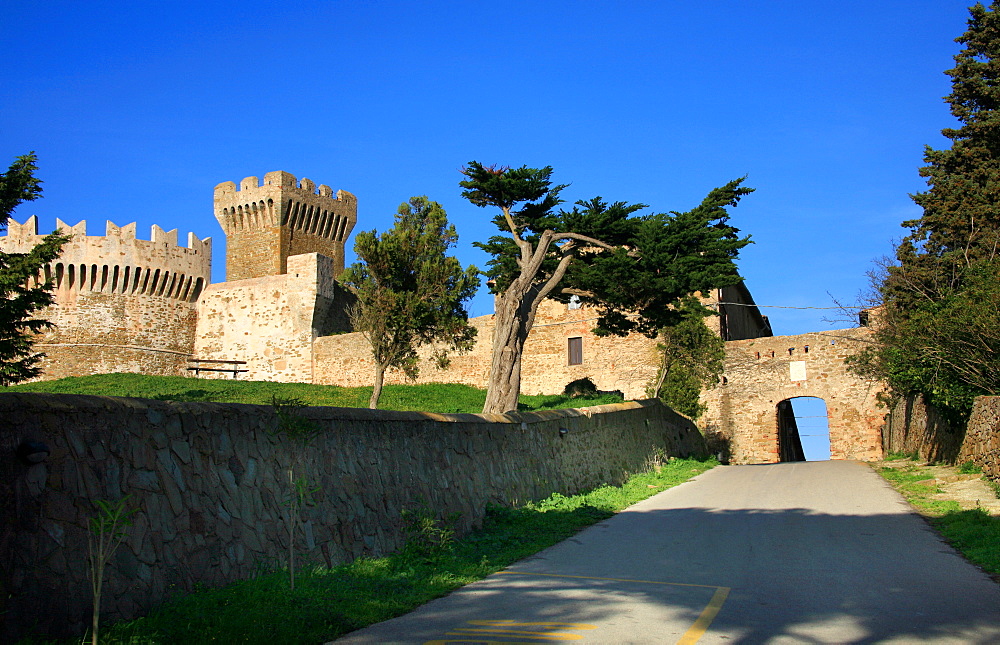 Castle, Populonia, Tuscany, Italy, Europe
