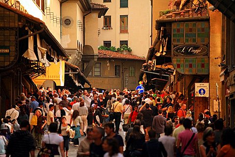 Ponte Vecchio, Florence, Tuscany, Italy, Europe