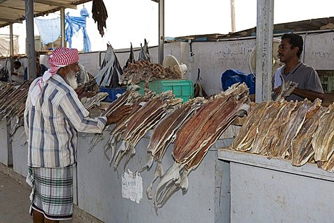 Fish market, Al Mukalla, Yemen, Middle East  