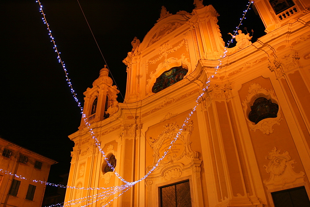 Saint Giovanni church and Xmas decoration, Finale Ligure, Ligury, Italy, Europe