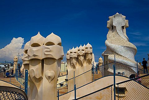 Chimney roof, La Pedrera (Casa Milà) of Antoni Gaudì, Passeig de Gràcia, Barcelona, Spain, Europe