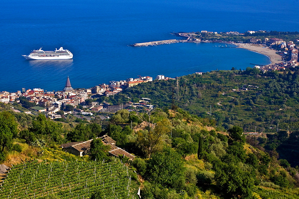 Cruise boat, Giardini-Naxos, Sicily, Italy