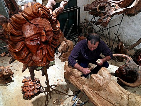 The sculptor Stephane Deguihen, Levie, Corsica Island, France, Europe