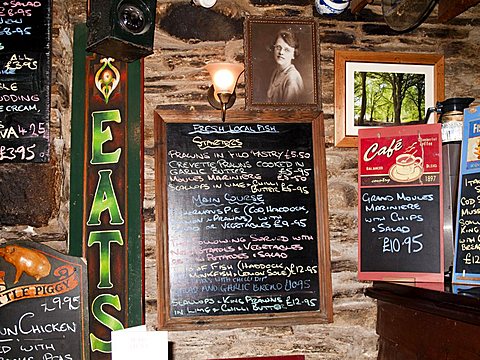 Pub, Camelford, Cornwall, England, Great Britain