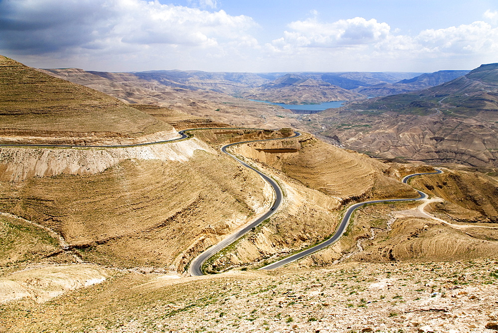 Middle East, Jordan, Wadi Mujib, a wonderful gorge which enters the Dead Sea at about 400 meters below the sea level