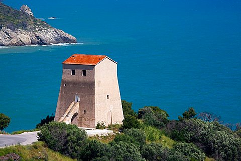 San Felice tower, San Felice Bay, coast between Mattinata and Vieste, Gargano Promontory, Gargano National Park, Puglia, Italy