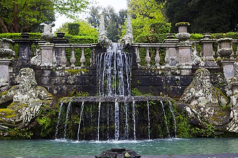 Fontana dei Giganti, Villa Lante, Bagnaia, Lazio, Italy