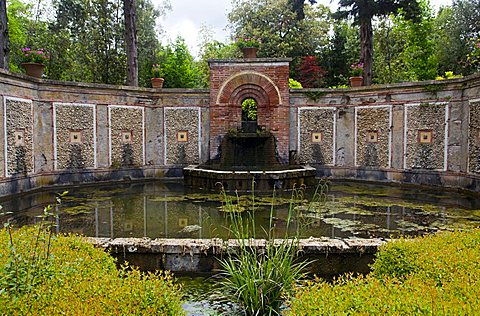 Pound, Spanish garden, Villa Marlia, Capannori, Tuscany, Italy