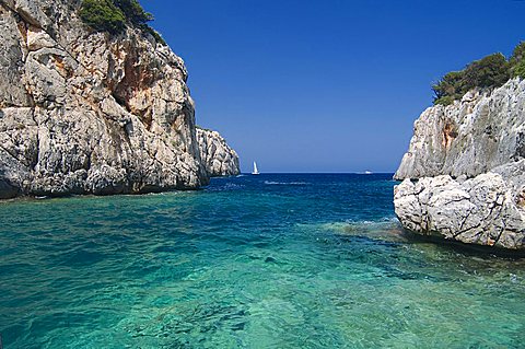 Porto Pedrosu fiord, Capo Monte Santo, Baunei, Ogliastra, Sardinia, Italy