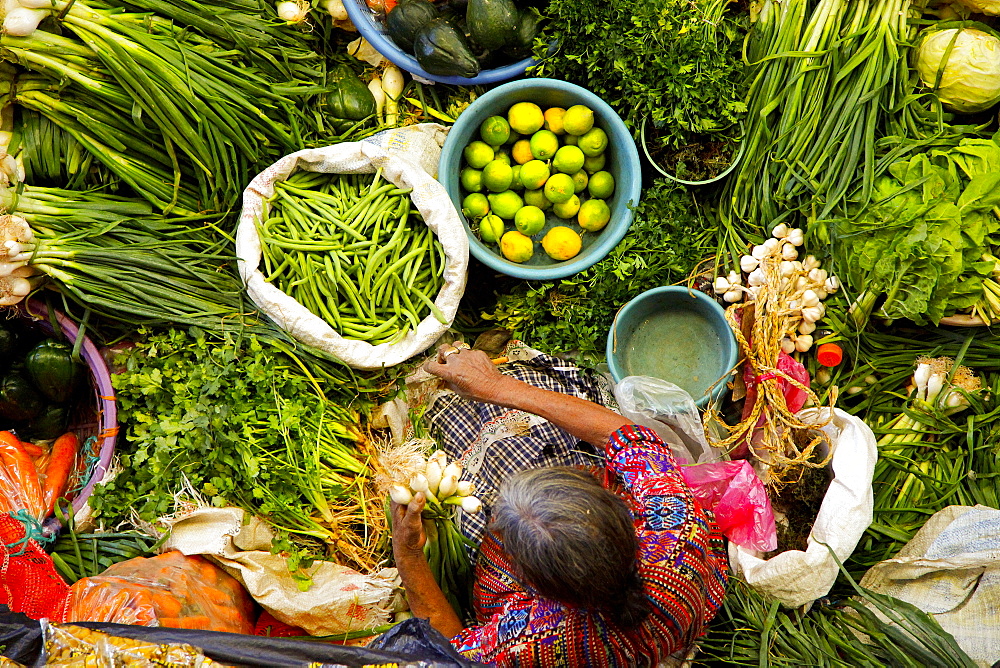 Chichicastenango food street market, Quichvû, Guatemala, America
