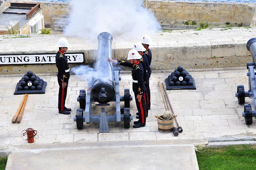 Saluting battery, Valletta, Malta, Europe