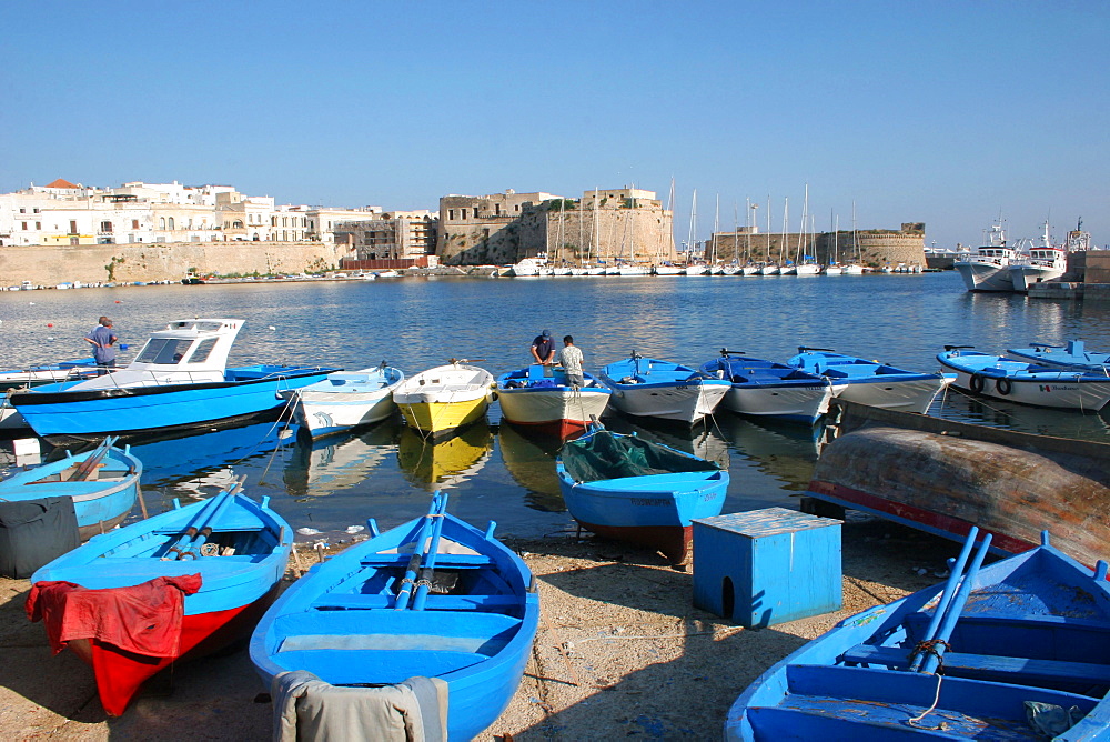 The harbor, Gallipoli, Salentine Peninsula, Apulia, Italy