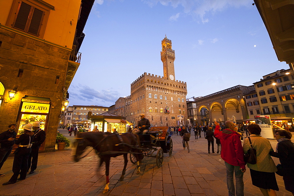 Palazzo Vecchio palace and Signoria square at dusk, Florence, Tuscany, Italy, Europe