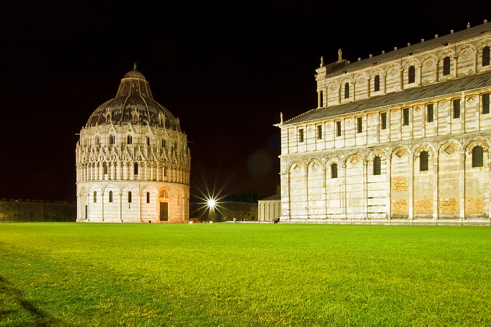 Square of Miracles, Cathedral, UNESCO World Heritage Sites since 1987, Pisa, Tuscany, Italy, Europe