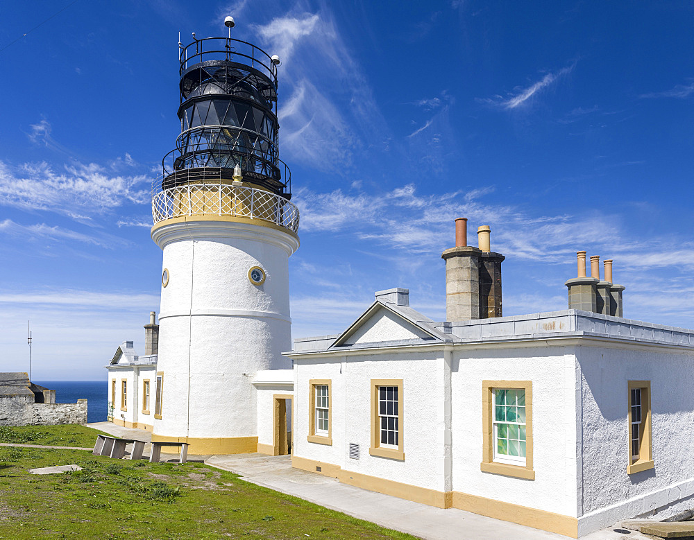 Sumburgh Head Lighthouse, the lighthouse at Sumburgh Head on the Shetland Islands in Scotland, it was buildt by Robert Stevenson in 1821.   Europe, northern europe, great britain, scotland, Shetland Islands, June