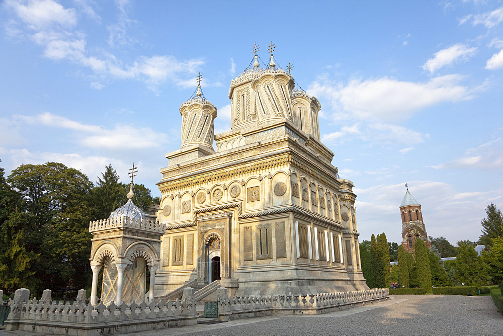 Episcopal Cathedral of Curtea de Arges is one of the most important examples of religious architecture in Romania and burial place for many Romanian kings, Europe, Eastern Europe, Romania, Curtea de Arges