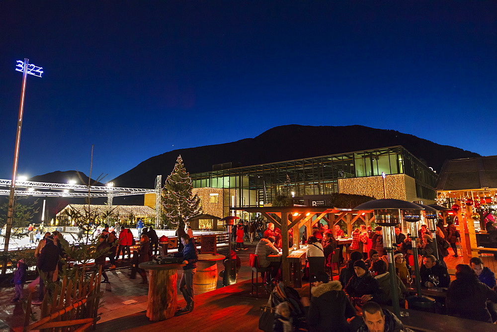 The Christmas Market in Merano, Meran. Europe, Central Europe, Italy, South Tyrol, December