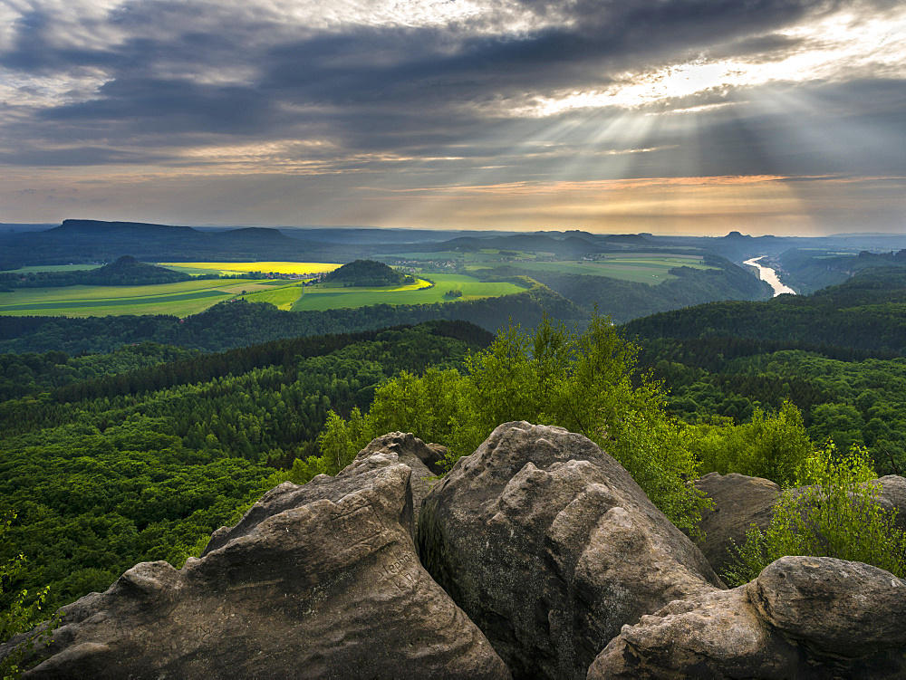 Elbe Sandstone Mountains (Elbsandsteingebirge) in the NP  Saxon Switzerland (Saechsische Schweiz) during spring. Kipphorn viewpoint and the valley of river Elbe. Europe, Central Europe, Germany, Saxony, May