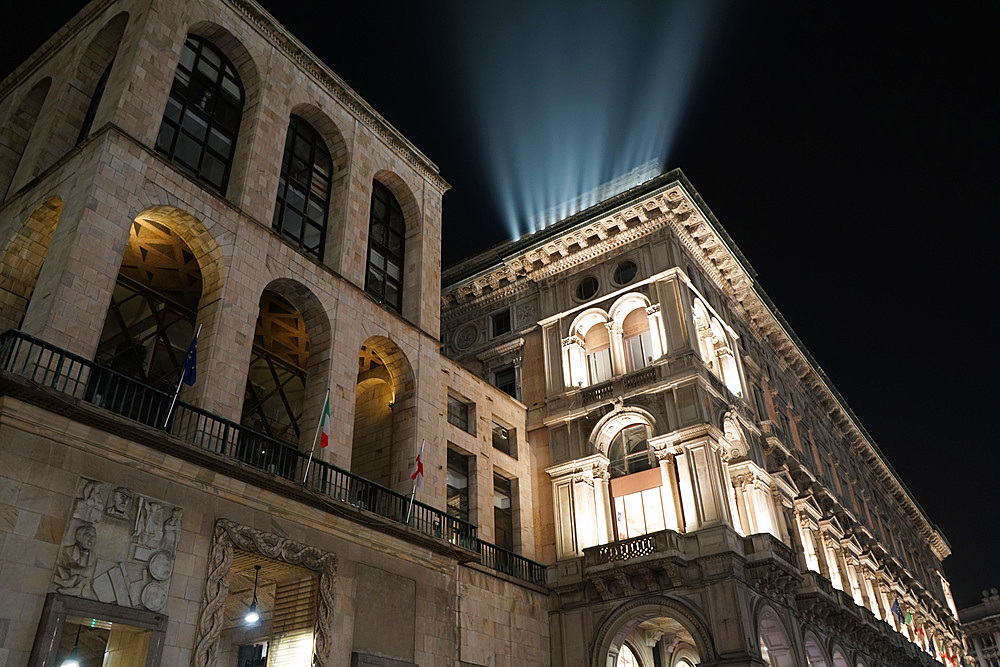 Night view of Piazza del Duomo square in winter, Milan, Lombardy, Italy, Europe