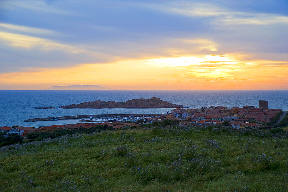 Isola Rossa (Red Islet) in the background the Asinara Island, Trinità d'Agultu, Sardinia, Italy, Europe