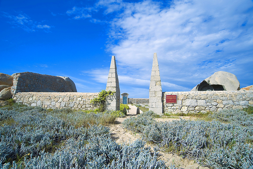 Cemetery, Lavezzi Isle, Bonifacio, Corsica, France, Europe