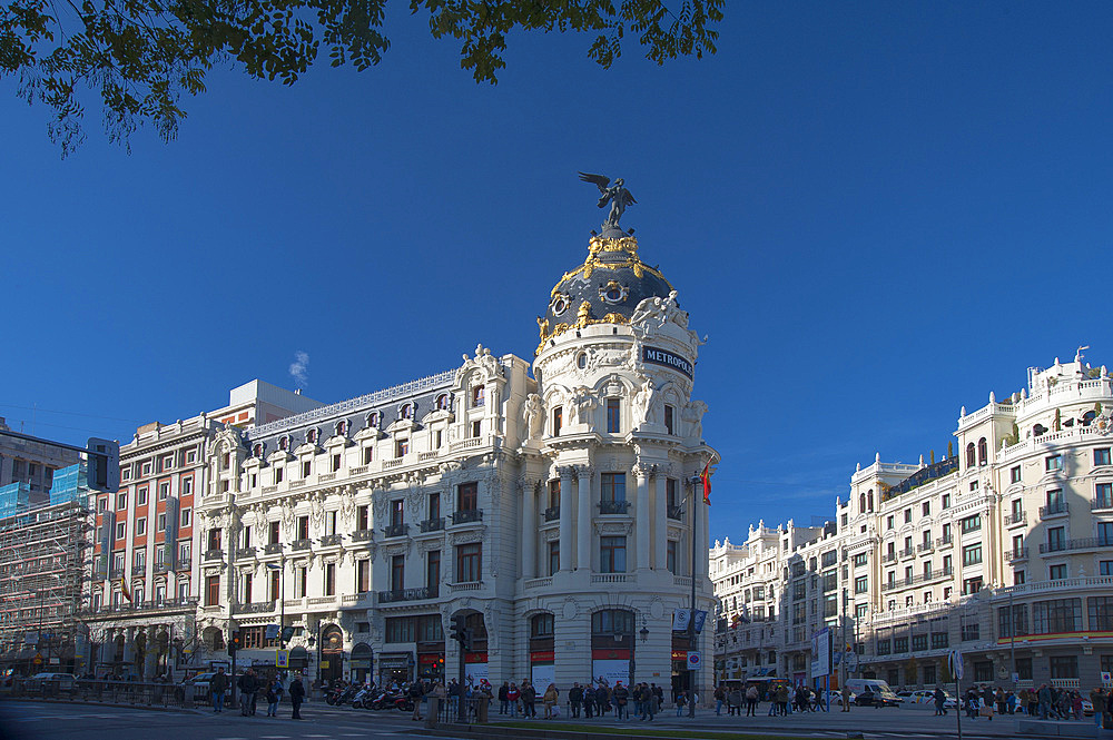 (Edificio Metropolis) Metropolis Building, Calle Gran Via, Calle Alcalà, Madrid, Spain, Europe