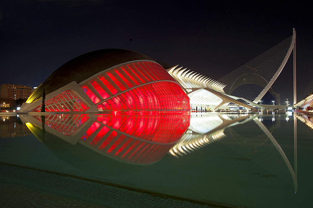 Hemisferic, Assut de l'Or Bridge, Museu de les Ciences Principe Felipe, Ciutat de les Arts i les Ciències, Valencia, Spain, Europe