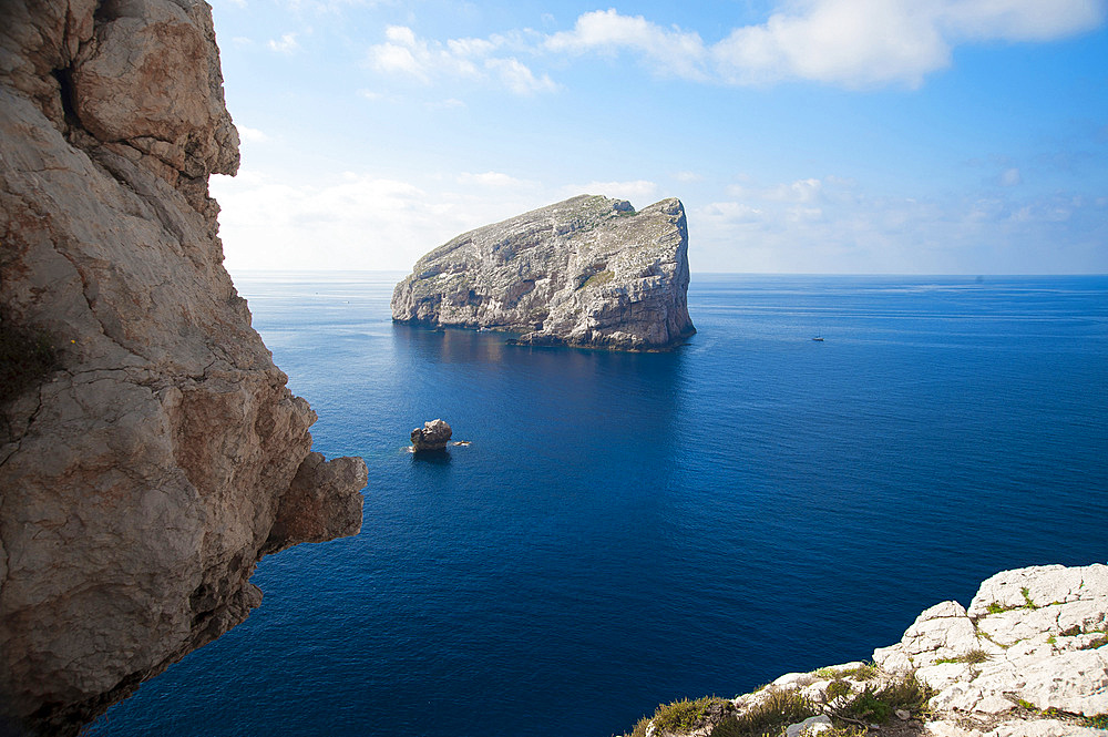 Foradada Islet, Capo Caccia, Alghero, Sardinia, Italy, Europe