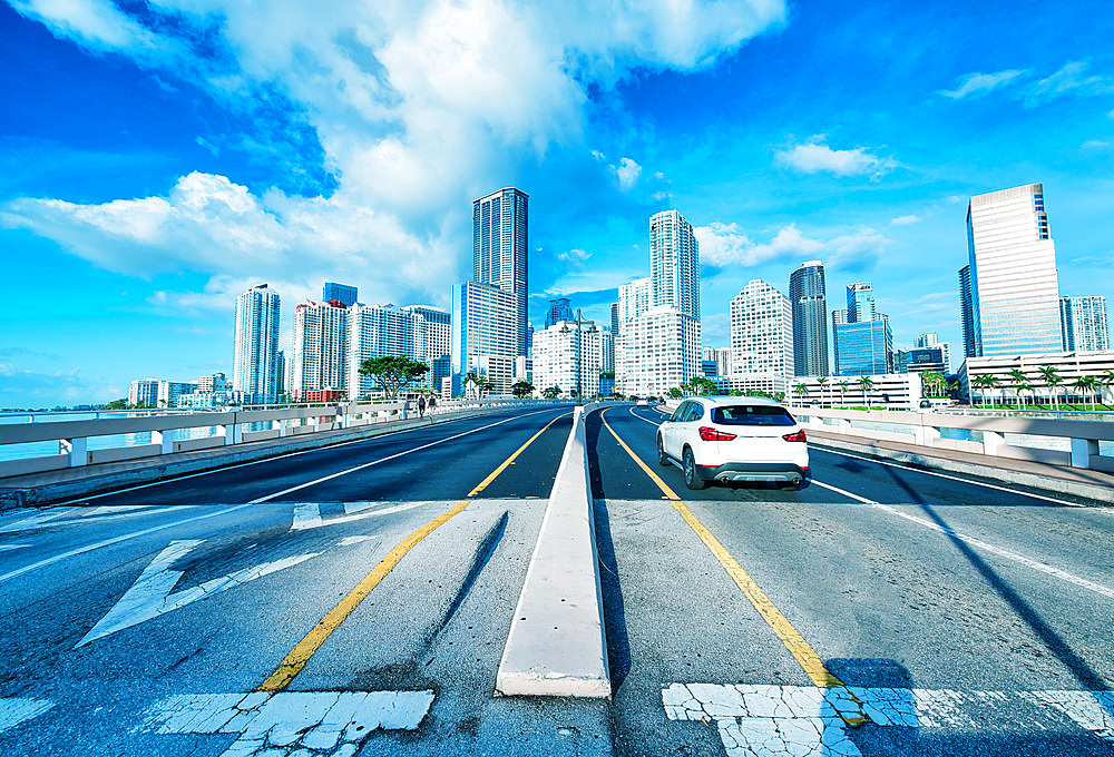 Road to Downtown Miami from Brickell Key Drive