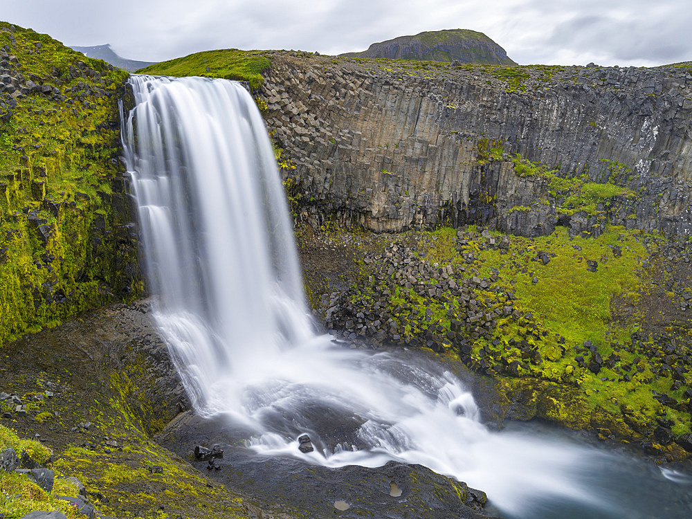 Waterfall Svoedufoss (Svoethufoss). Landscape on peninsuala Snaefellsnes in western Iceland. Europe, Northern Europe, Iceland