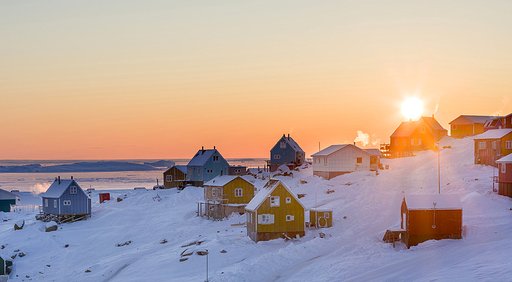 The traditional and remote greenlandic inuit village Kullorsuaq located at the Melville Bay, part of the Baffin Bay, in the far north of West Greenland. America, North America, Greenland, Denmark