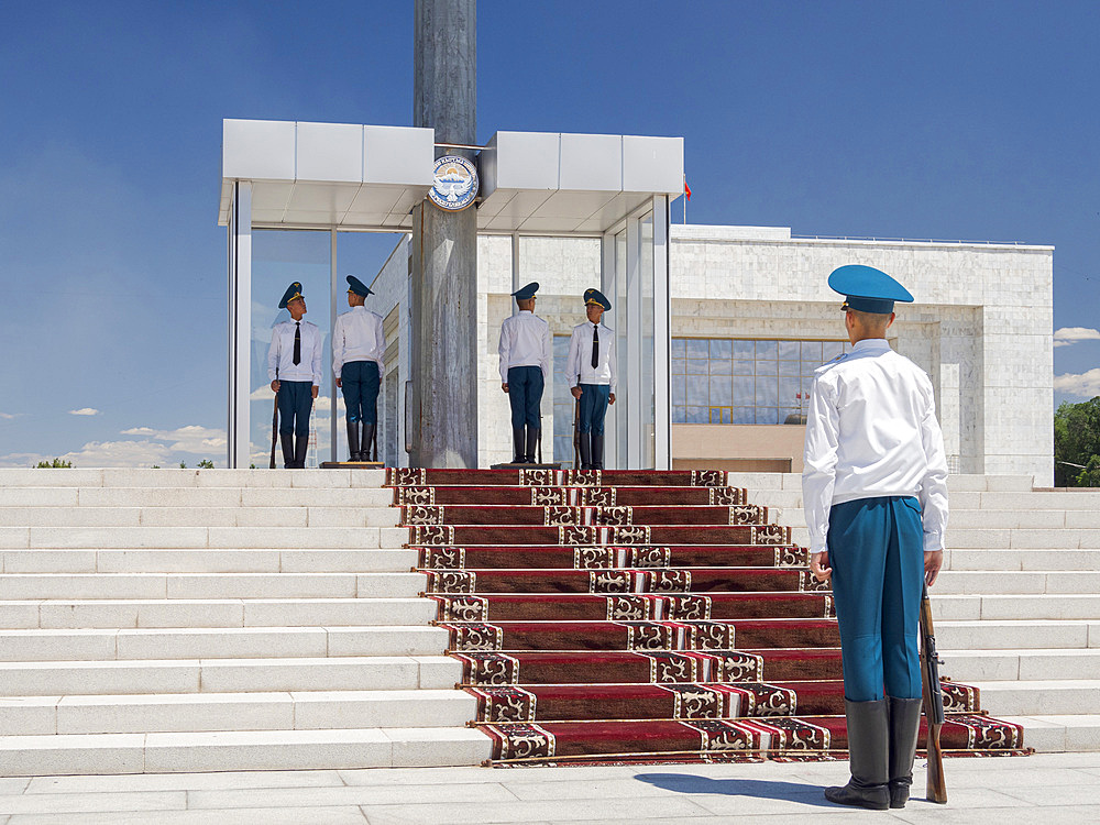 Changing of the guard. Ala Too square in the city center. The capital Bishkek . Asia, Central Asia, Kyrgyzstan