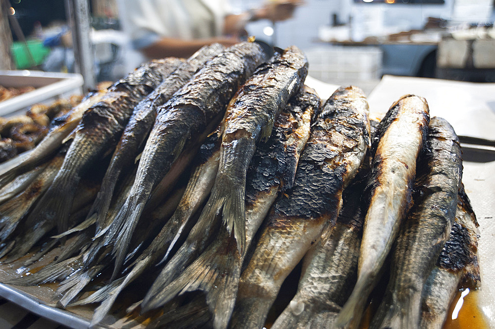 Mullet grilled, typical Sardinia recipe, Campidano, Sardinia, Italy, Europe