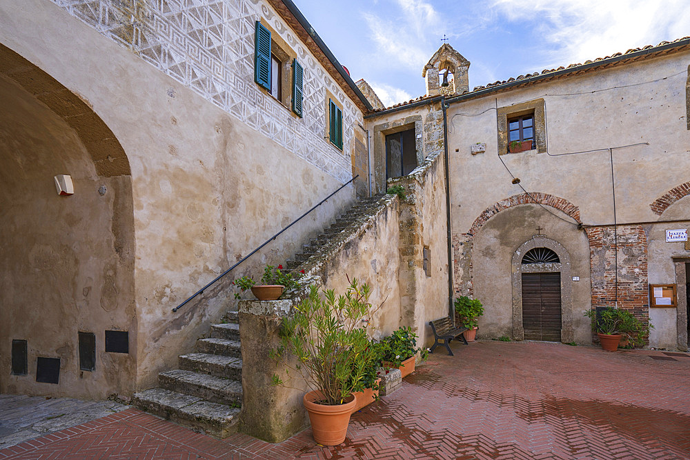 Piazza Cairoli square, Orsini Fortress, Sorano, Tuscany, Italy, Europe