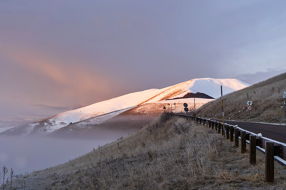 Monti Sibillini National Park, Sunrise in Castelluccio di Norcia, Fog, Umbria, Italy, Europe