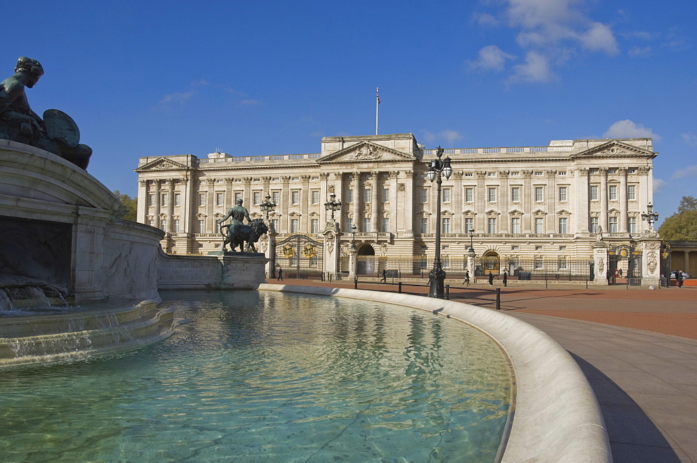 Buckingham Palace, London, England, United Kingdom, Europe