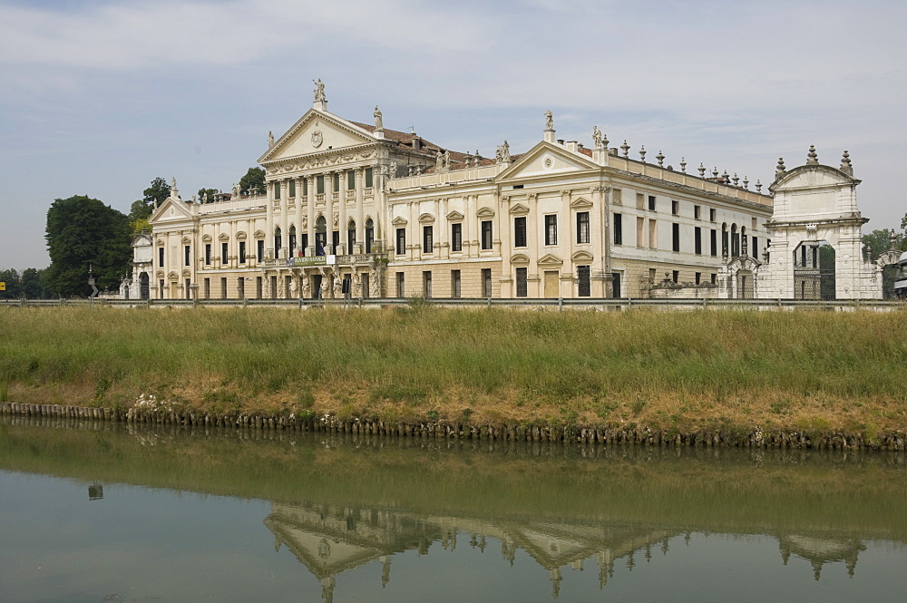 The 18th century Baroque Villa Pisani at Stra, Riviera du Brenta, Venice, Veneto, Italy, Europe