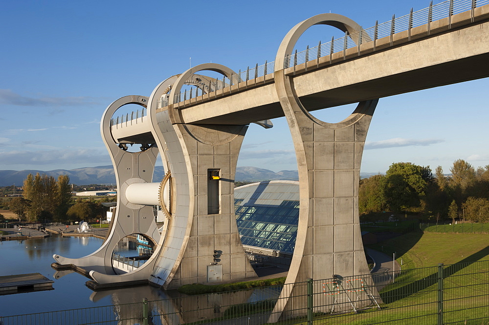 The Falkirk Wheel, connecting the Forth Clyde Canal to the Union Canal, designed by Tony Kettle and opened in 2002, Falkirk, Scotland, United Kingdom, Europe