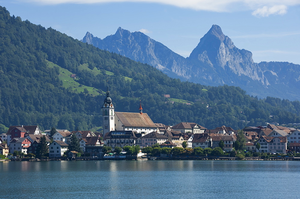 Arth, on Zugger See, with Kleine and Grosser Mythen, 1898m, Arth, Switzerland, Europe