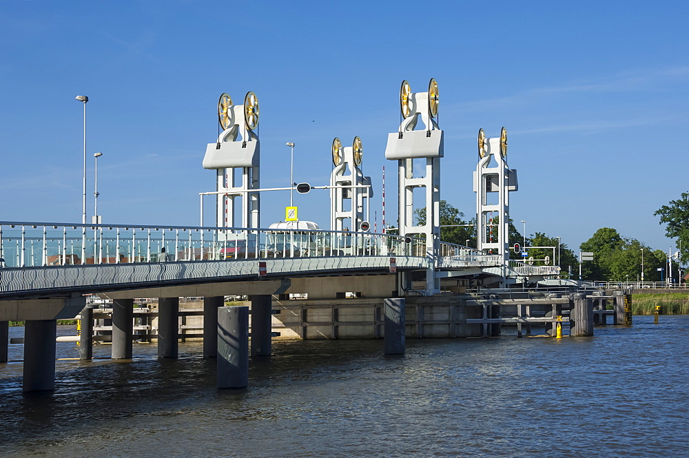 Ijssel Brucke, Town Bridge, Kampen, Holland, Europe