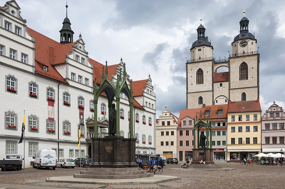 Town Square with Stadtkirke and Town Hall, Staue of Martin Luther, Lutherstadt Wittenberg, Saxony-Anhalt, Germany, Europe