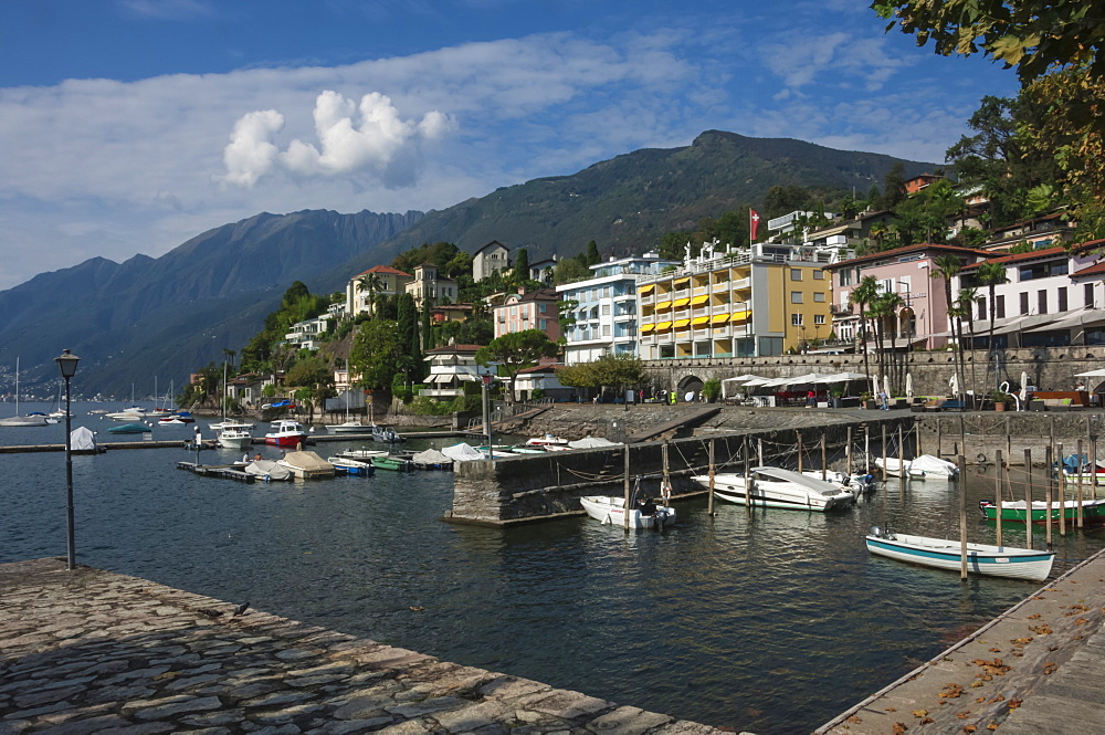 Old Harbour, Ascona, Locarno, Lake Maggiore, Ticino, Switzerland, Europe