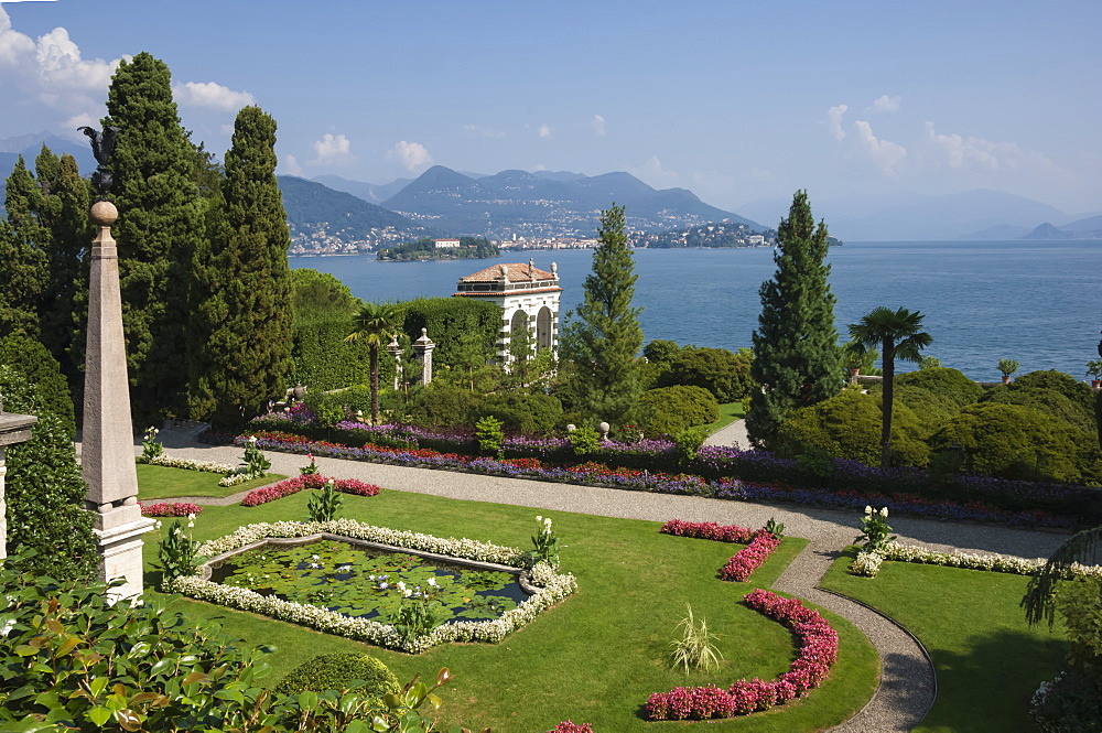 Lily pond, Isola Bella, Borromean Islands, Stresa, Lake Maggiore, Italian Lakes, Piedmont, Italy, Europe