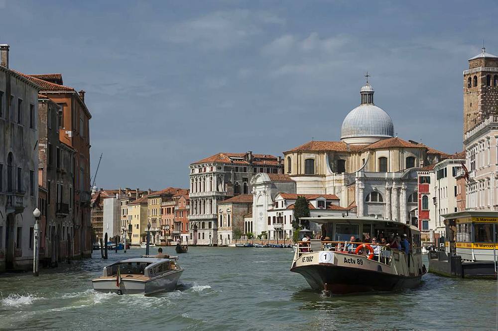 Water bus and taxi, Grand Canal at Marcuola, Venice, UNESCO World Heritage Site, Veneto, Italy, Europe