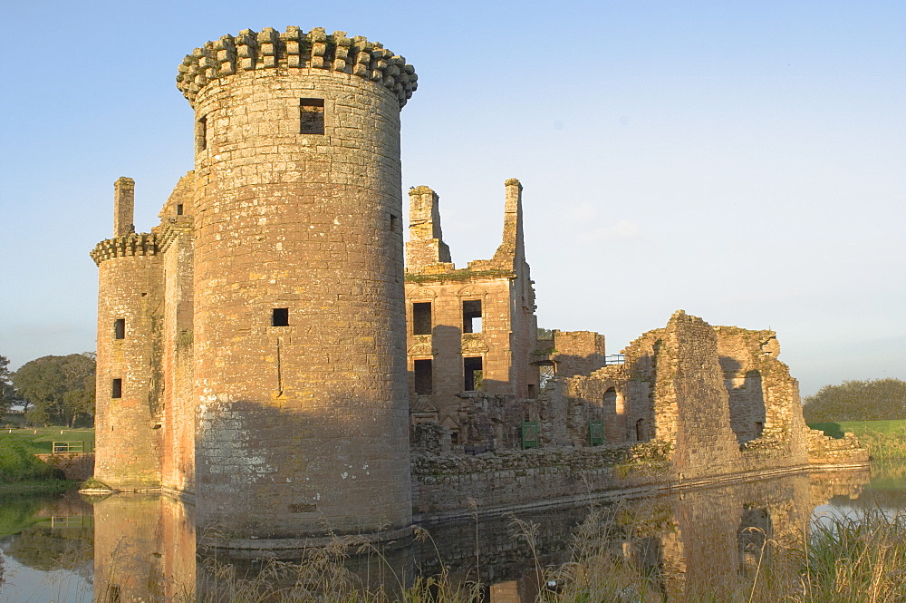 Medieval stronghold, Caerlaverock Castle ruin, Dumfries and Galloway, Scotland, United Kingdom, Europe