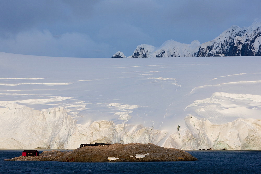 English Research Station, Penguin Colony, Port Lockroy, Antarctic Peninsula, Antarctica, Polar Regions