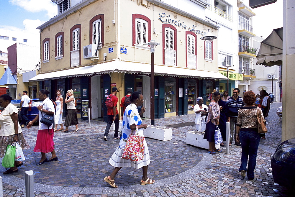 Street scene in centre of Fort de France, Martinique, Lesser Antilles, West Indies, Caribbean, Central America