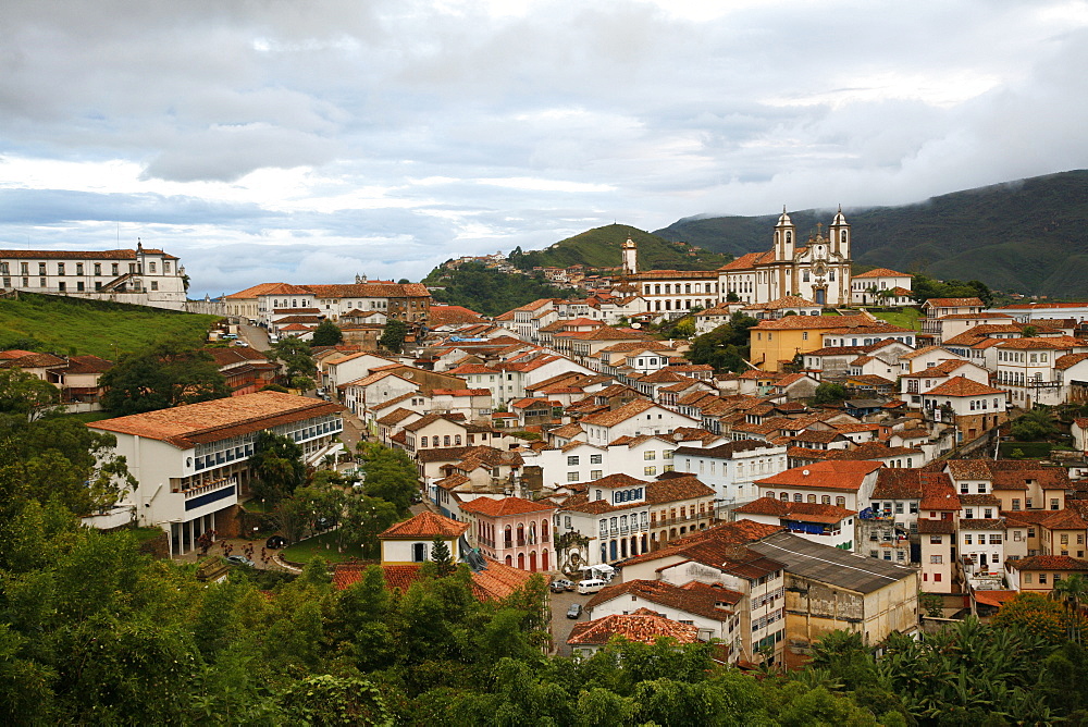 A view over the town of Ouro Preto from near the church of Sao Francisco de Paula, Ouro Preto, UNESCO World Heritage Site, Minas Gerais, Brazil, South America 