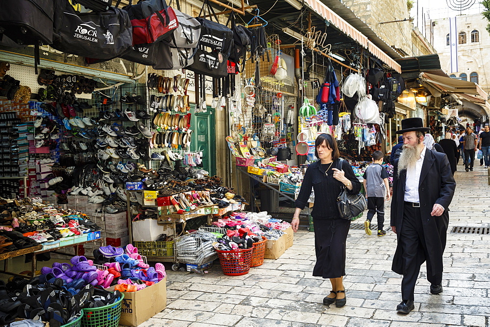 Market in the Muslim Quarter in the Old City, Jerusalem, Israel, Middle East