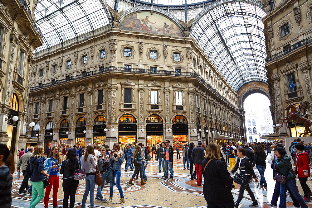 Galleria Vittorio Emanuele II, Milan, Lombardy, Italy, Europe